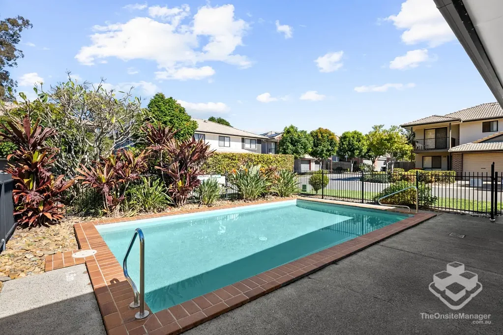 Ellen Grove 3房 Grove Village 热门社区的明智投资或未来居所 Smart Investment or Future Home in the Popular Grove Village