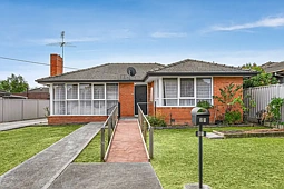 1/21 Millewa Crescent, Dallas