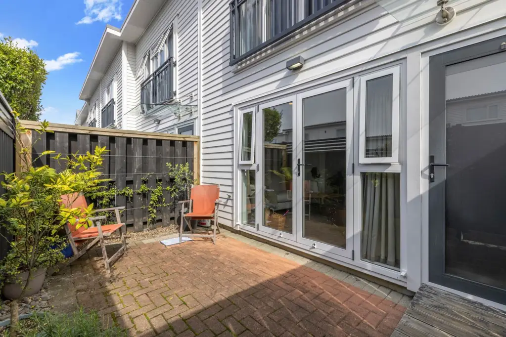 Onehunga 2房  Fantastic Home - Secure, Spacious &  2 carparks
