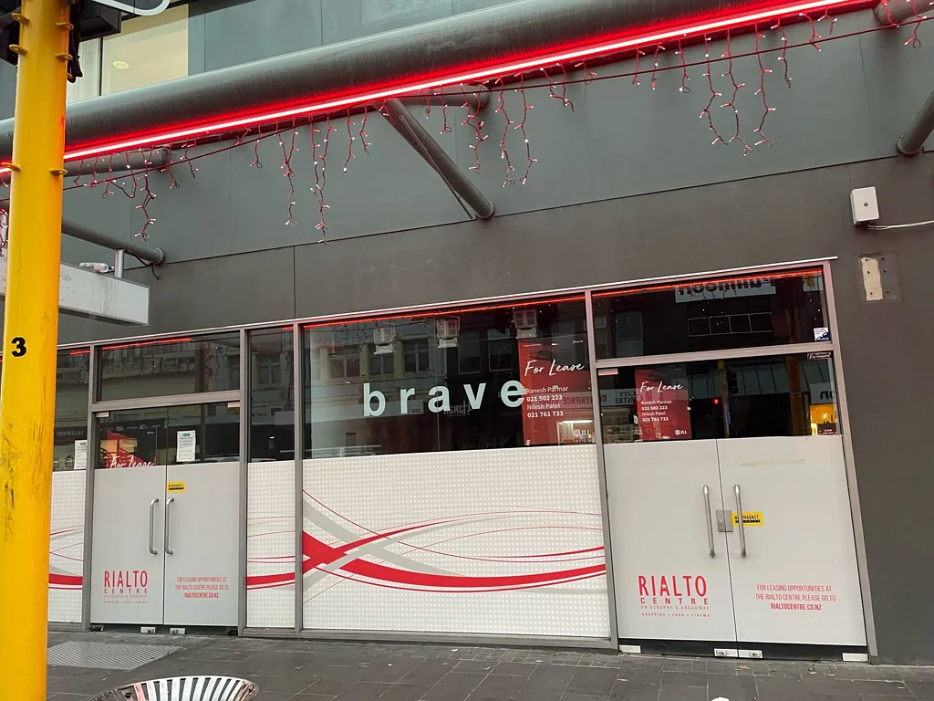 Newmarket  High Profile Retail on Broadway - Rialto Entrance