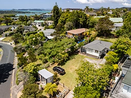 15 Yorke Road, Paihia