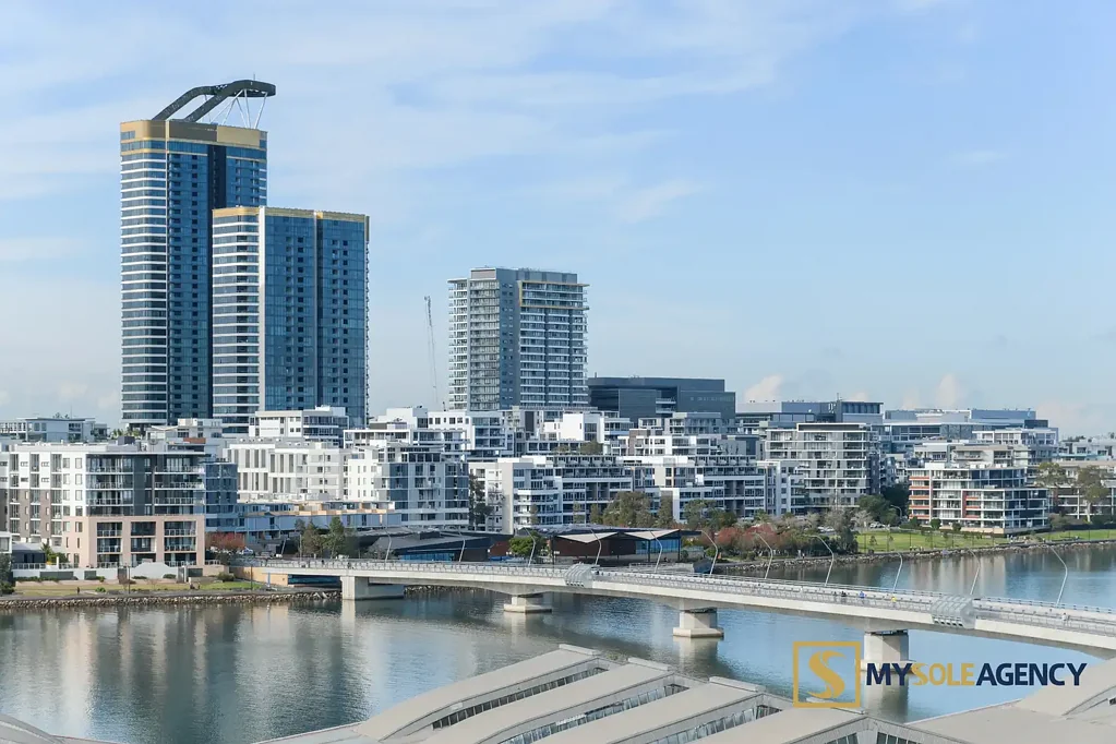 Wentworth Point 2 Bedroom Modern Lifestyle with Water Views