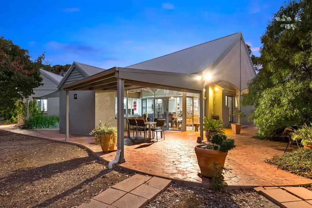 4 Rebecca Court, Maiden Gully, VIC 3551