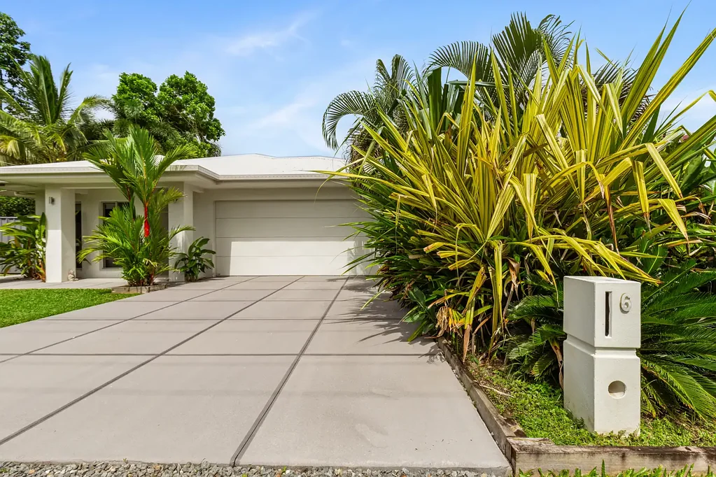 6 Palm Street, Cooya Beach, QLD 4873