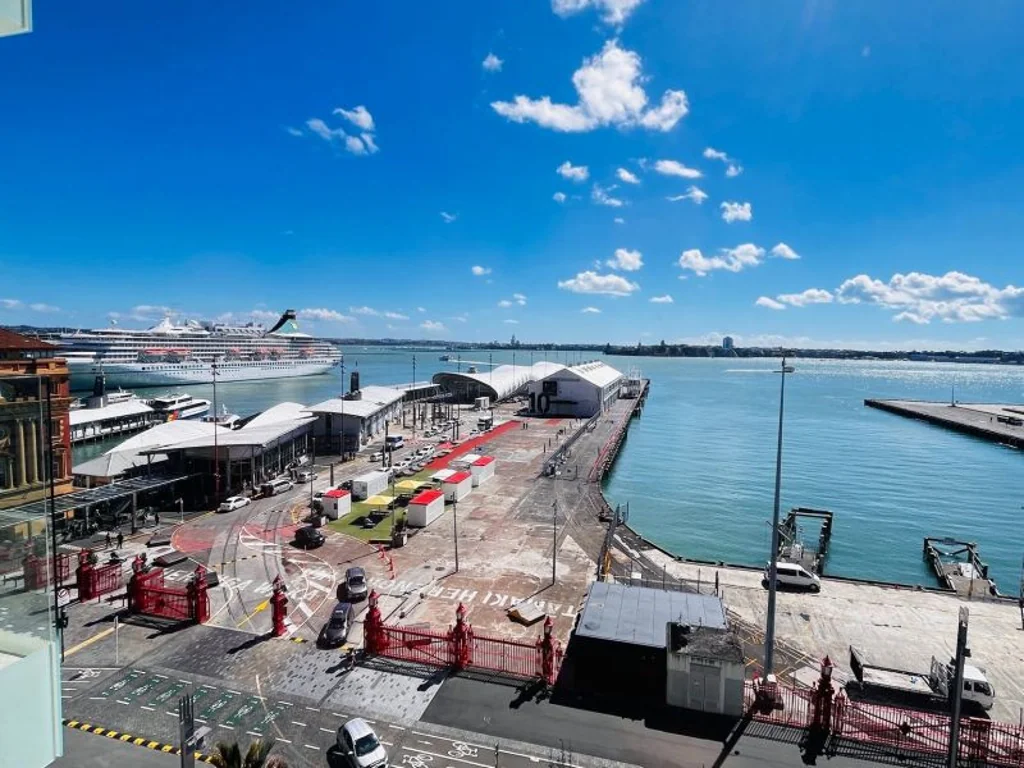 Auckland Central  Stunning Waterfront Office