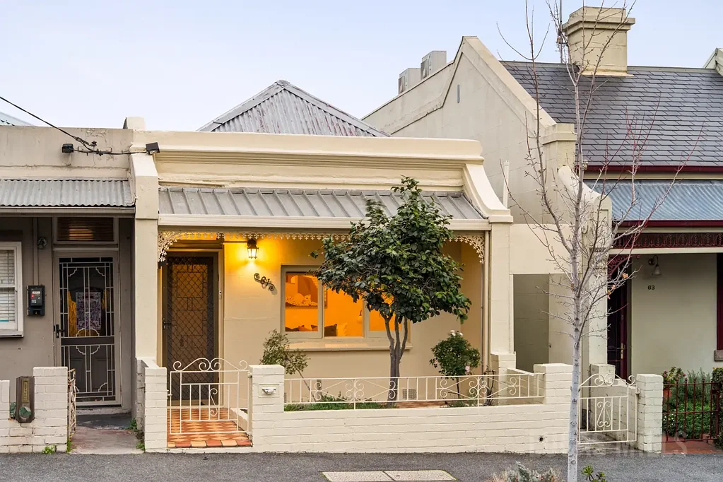 West Melbourne 2कमरा Period Charm meets Contemporary Style