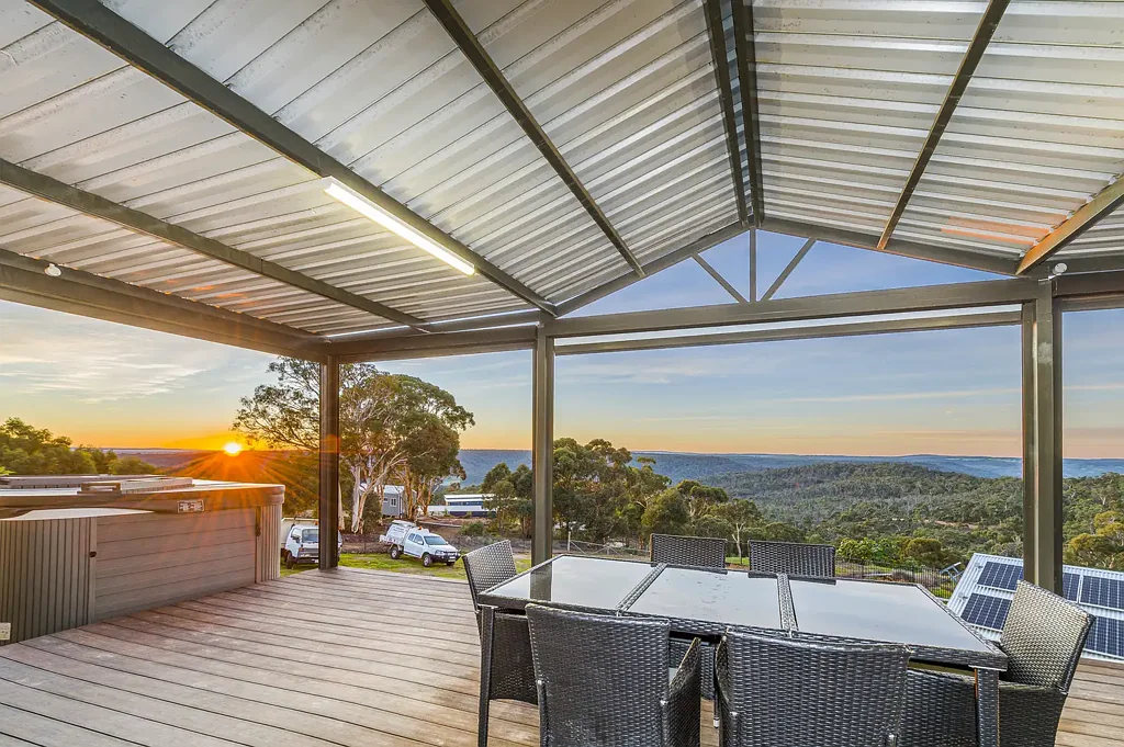 Lower Chittering 2Zimmer Sunrise Views + 13 Acres