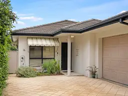 2A Parkside Drive, Sandringham