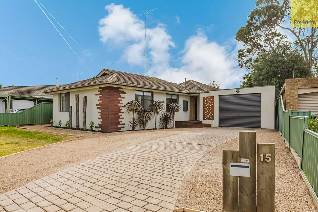 15 Witney Court, Darley, VIC 3340