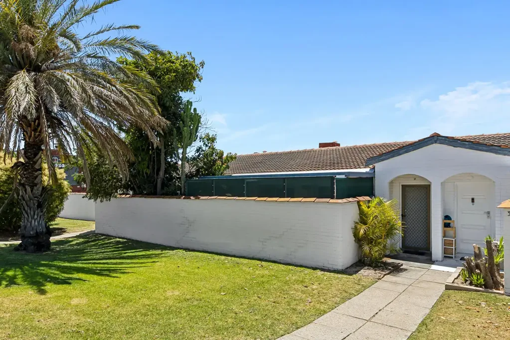 2/126 Stoneham Street, Tuart Hill, WA 6060