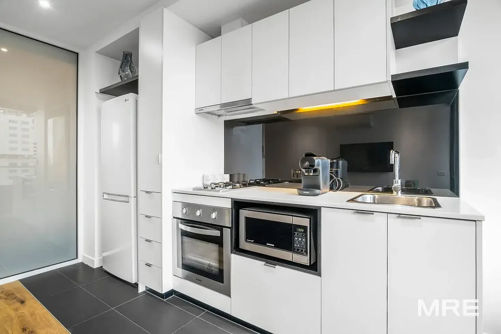 Furnished in the heart of Melbourne