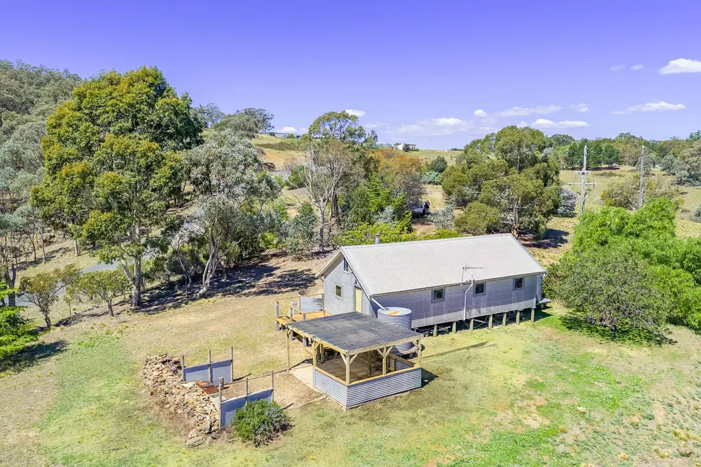 Wyangala  Charming cabin on 54Acres*!