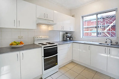 4/87 Dee Why Parade, Dee Why, NSW 2099, 3 slaapkamers, 2 badkamers, Apartment