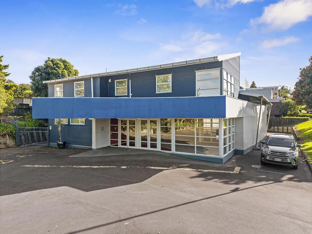 Howick 黄金转角位置，教堂/社区中心或大规模开发梦工场！ Church, Community Centre or Development