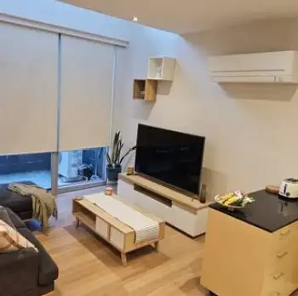 Fully Furnished 1 bedroom plus study apartment