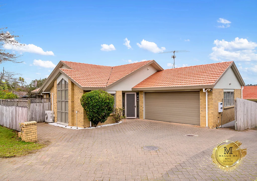 Golflands 3 Bedroom Entry Level Easy Living in Prime Botany Location