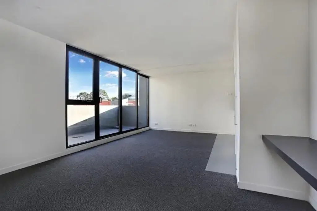 Box Hill Beauty: 2-Bedroom Retreat with Expansive Entertaining Balcony