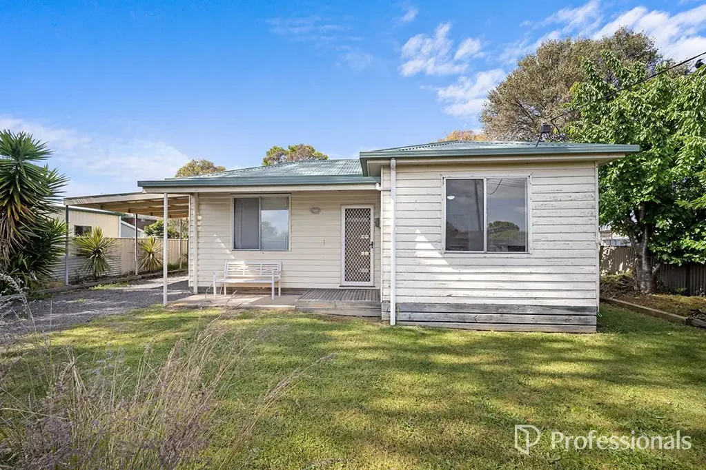 10 Wells Street, Hamilton, VIC 3300