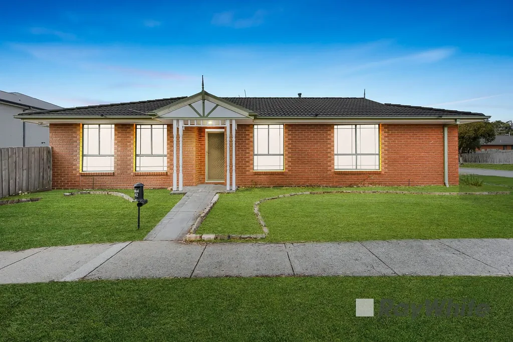 42 Strabane Way, Hampton Park, VIC 3976