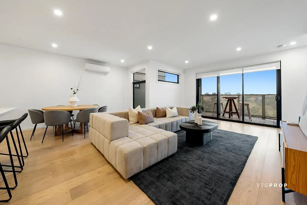 376 Duke Street, Sunshine North, VIC 3020