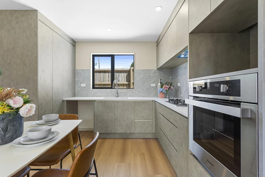 Favona 4Zimmer Brand New 4 Bed + Office