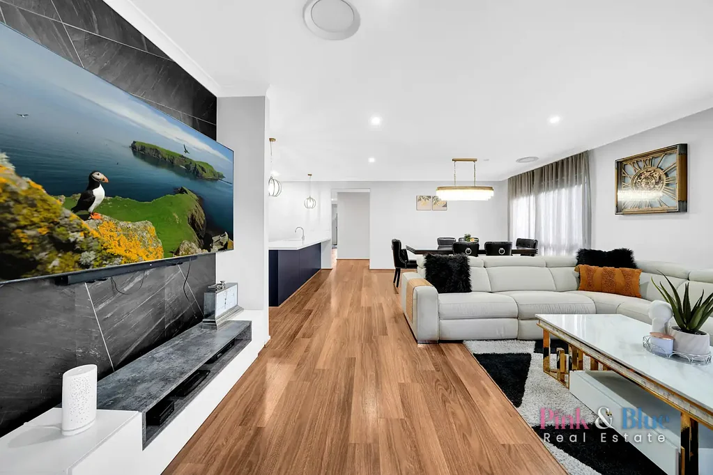 Rockbank 4Zimmer Spacious Family Luxury with 2 Living Area + Study & Double Garage apps 462 Sqm land