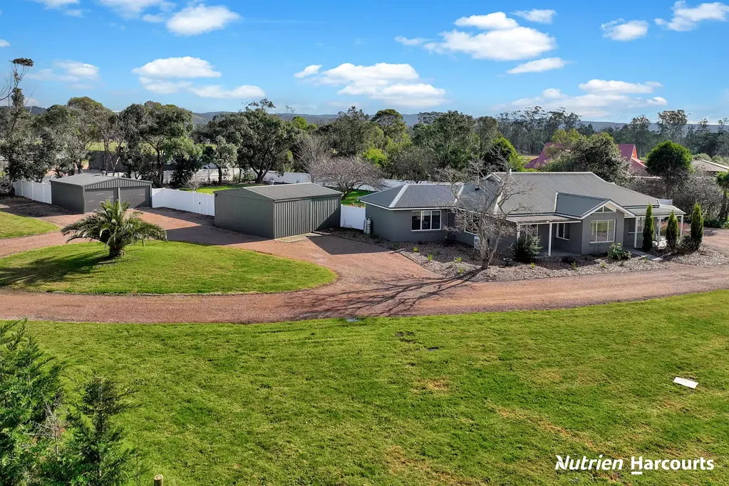 Devon North 3房  Country Living at Its Best