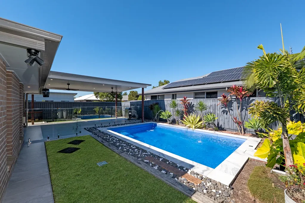 Palmview 4 Slaapkamer This is what 441m2 in Harmony can look like - a genuine family entertainer opposite parkland, with the pool already done.