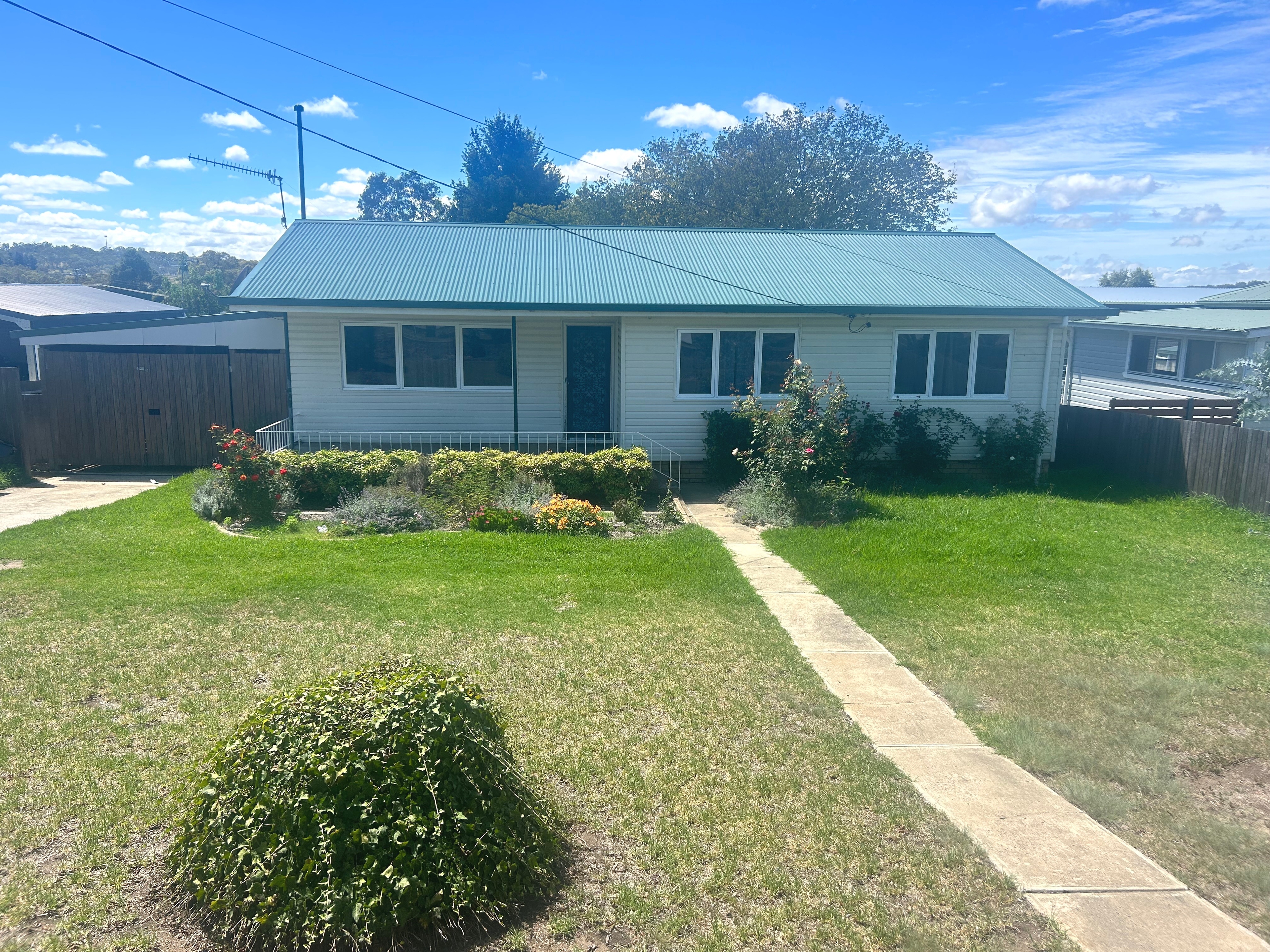 5 MARSH ST, ARMIDALE NSW 2350, 0 rūma, 0 rūma horoi, House