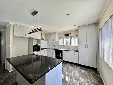 Papakura, 5 bedrooms