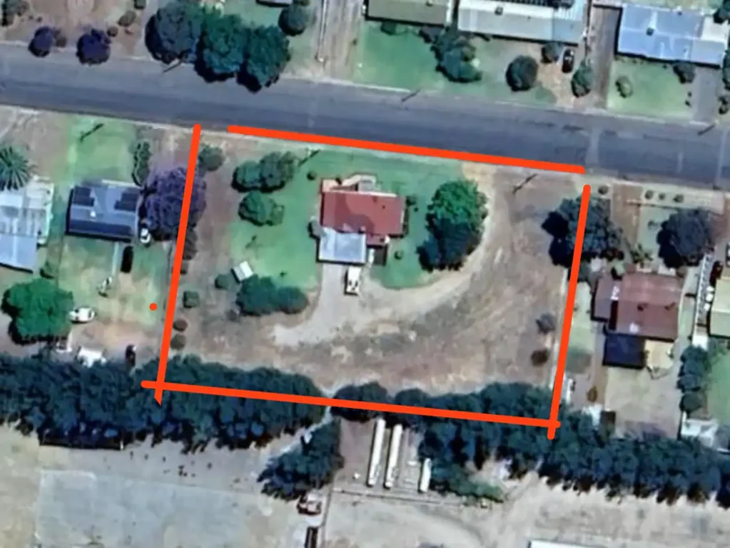 14 White Street, Darlington Point, NSW 2706