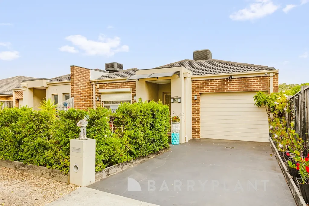 7 Koonawarra Terrace, Melton West, VIC 3337