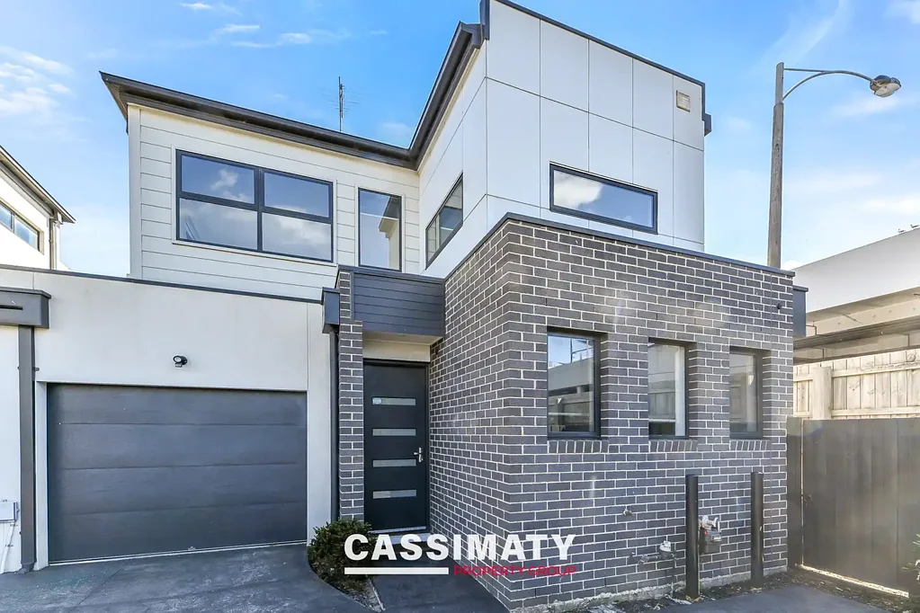 4/12 Mundaring Drive, Cranbourne, VIC 3977