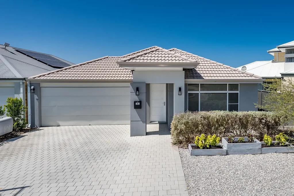 15 Nicobar Way, Jindalee, WA 6036