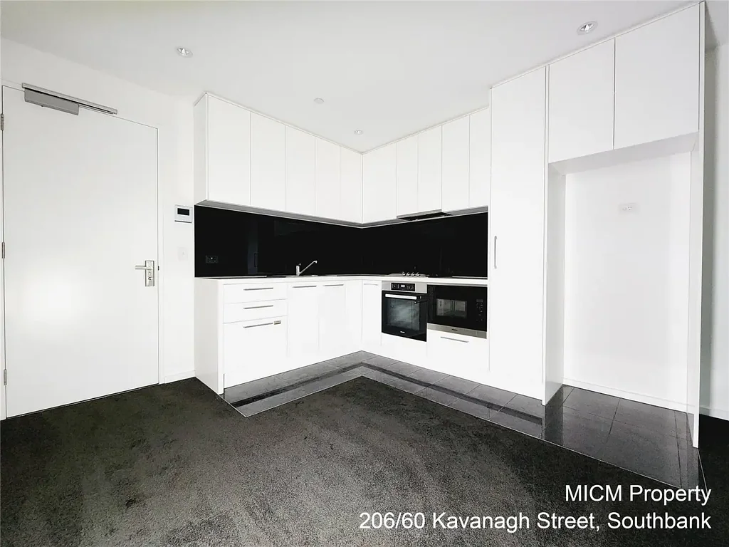 UNFURNISHED- Three bedroom apartment
