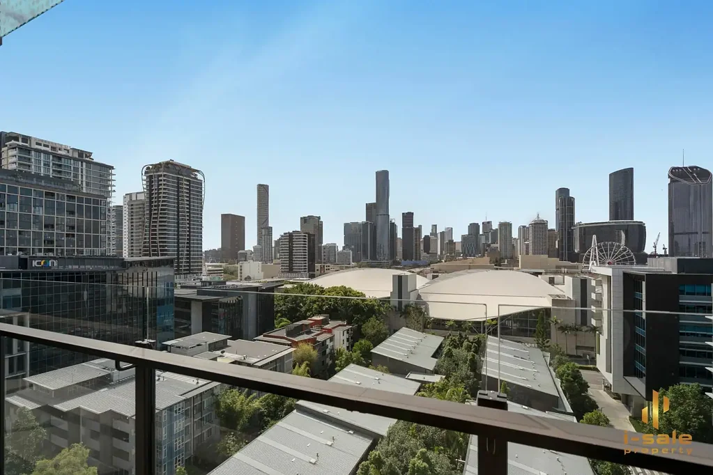 South Brisbane 2Zimmer 2 Bed, 2 Bath and 1 Car Apartment With Modern Urban Living!