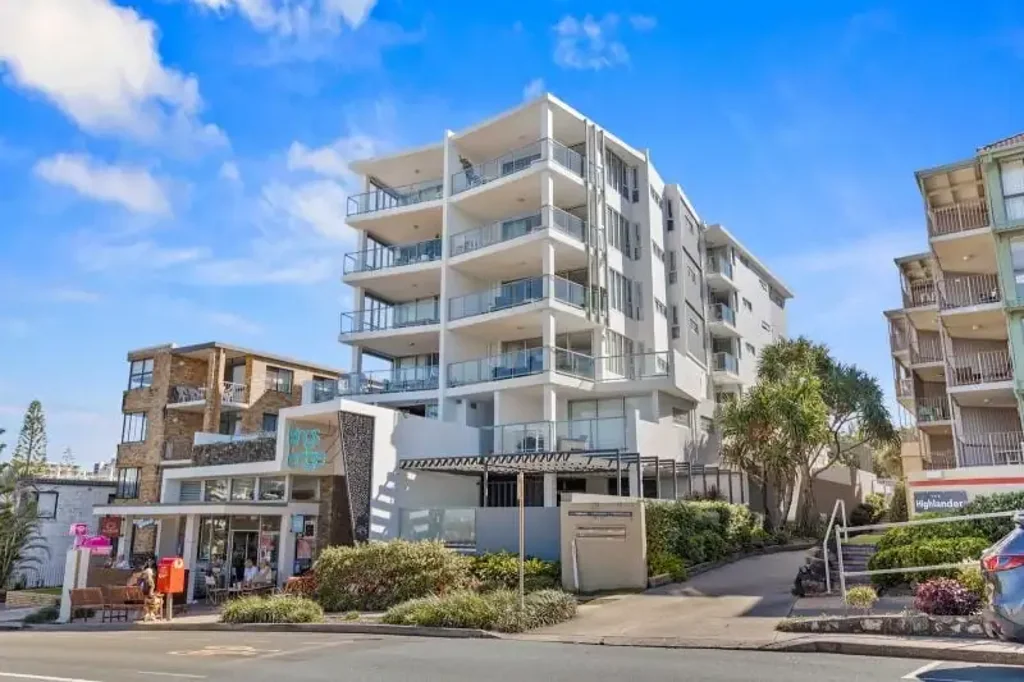 Kings Beach 2ห้องนอน VENDOR SLASHES PRICE Stunning 2-Bed Kings Beach Apartment