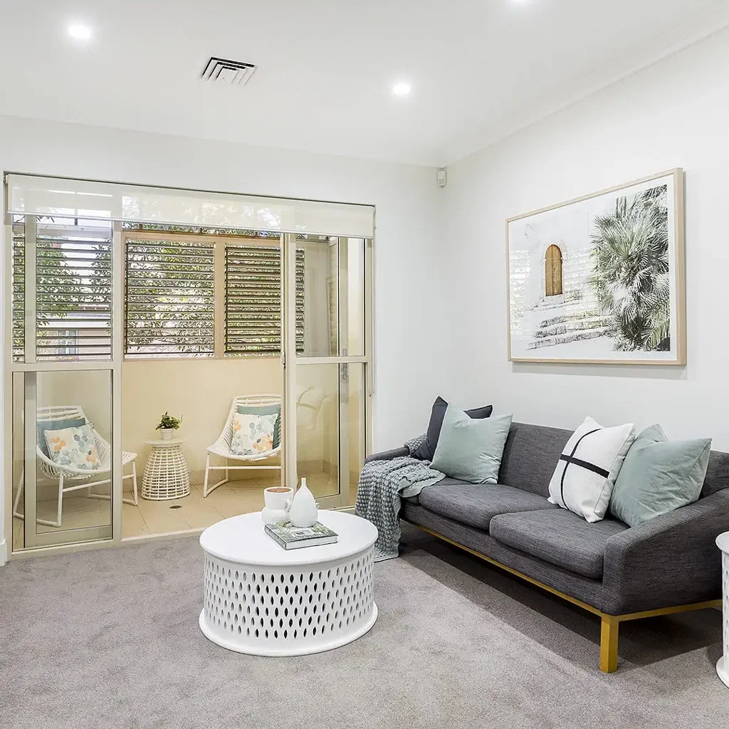 Contempory Apartment in Boutique Complex