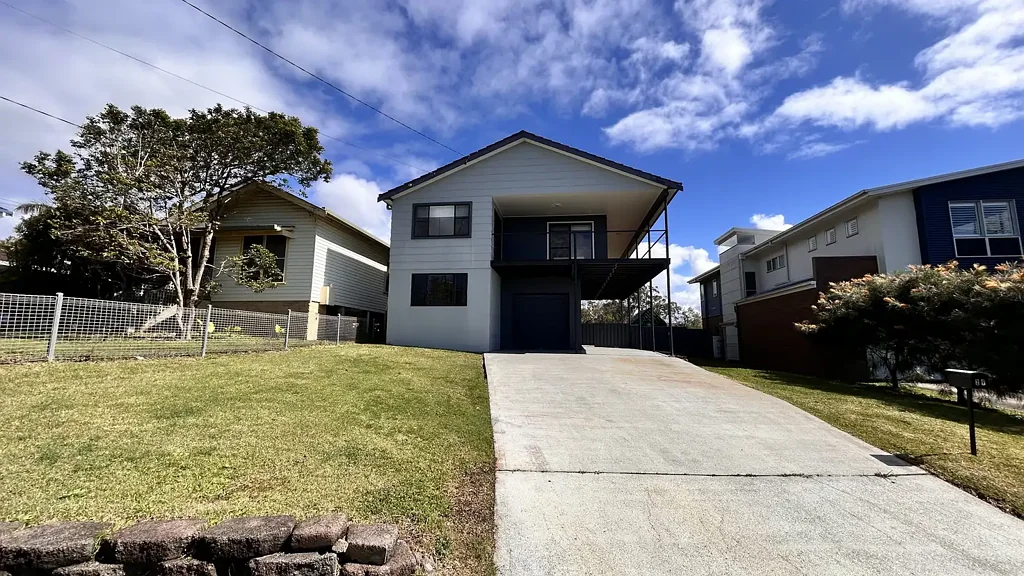 Coastal Living with Ocean Views in Arrawarra Headland