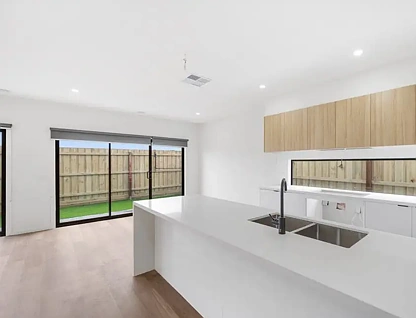 17 Sparrowhawk Crescent, Deanside, North West Melbourne, 4 chambres, 2 salles de bain, House