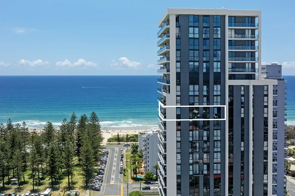 Broadbeach 2房  Modern Luxury in the Heart of Broadbeach with Protected Ocean and City Views