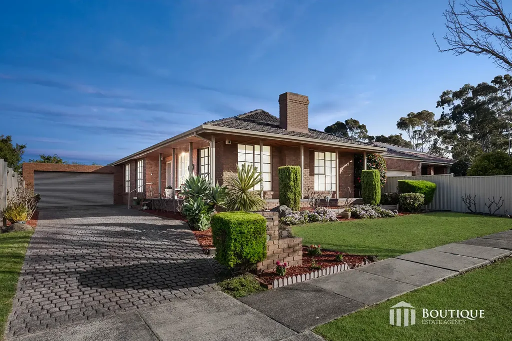 Noble Park North 3 Slaapkamer SALE BY FIXED DATE -> 9 SEPTEMBER at 11:00am