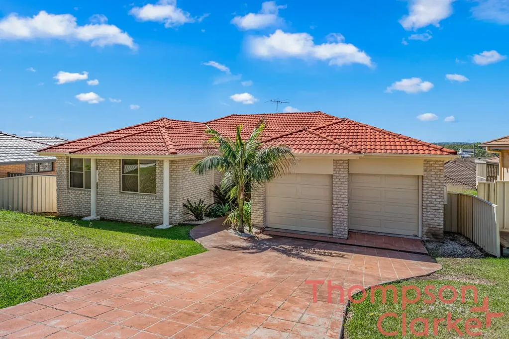 Cessnock 4غرفة نوم Spacious Family Living with Elevated Outlook