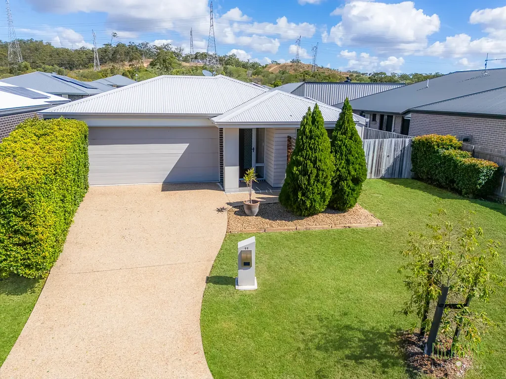 Kirkwood 4 Bedroom LOW MAINTENANCE HOME, SOLAR, MODERN- IDEAL FIRST HOME OR INVESTMENT!