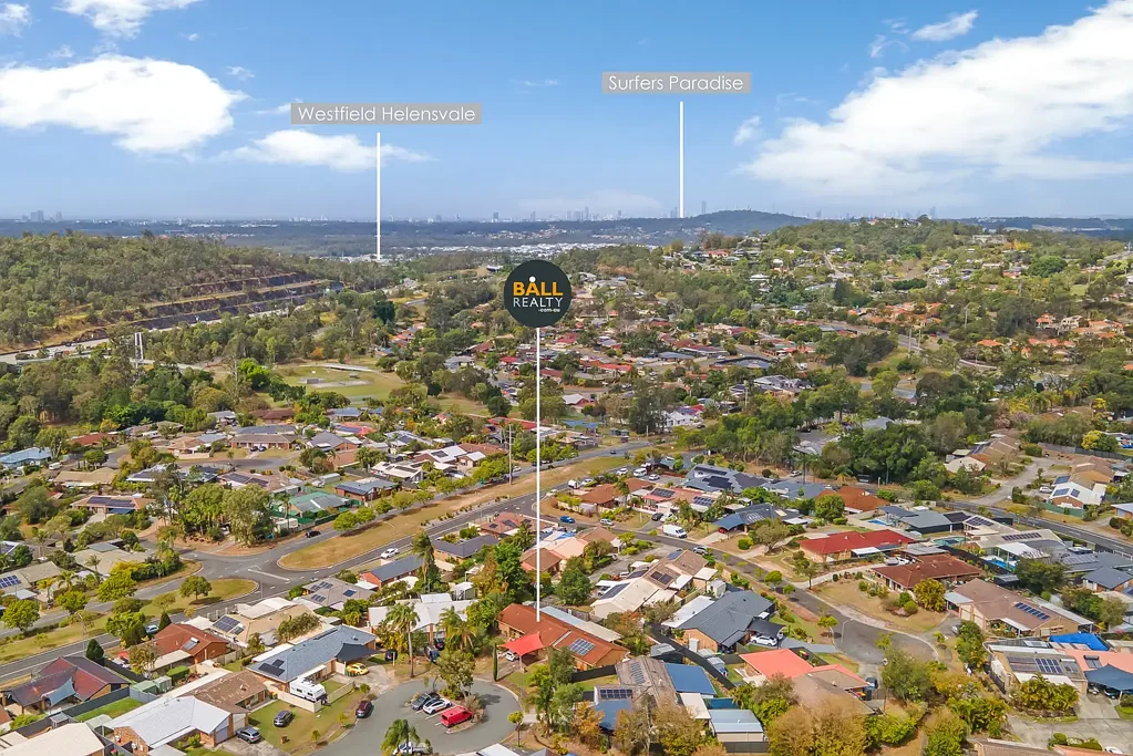 Oxenford 4房  Renovated Duplex with Fantastic Outdoor Living