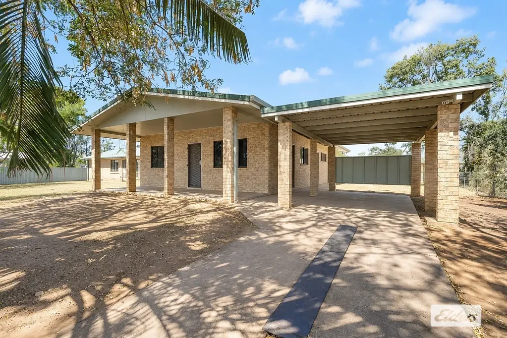 AFFORDABLE AND SPACIOUS FAMILY HOME, CLOSE TO SCHOOL!