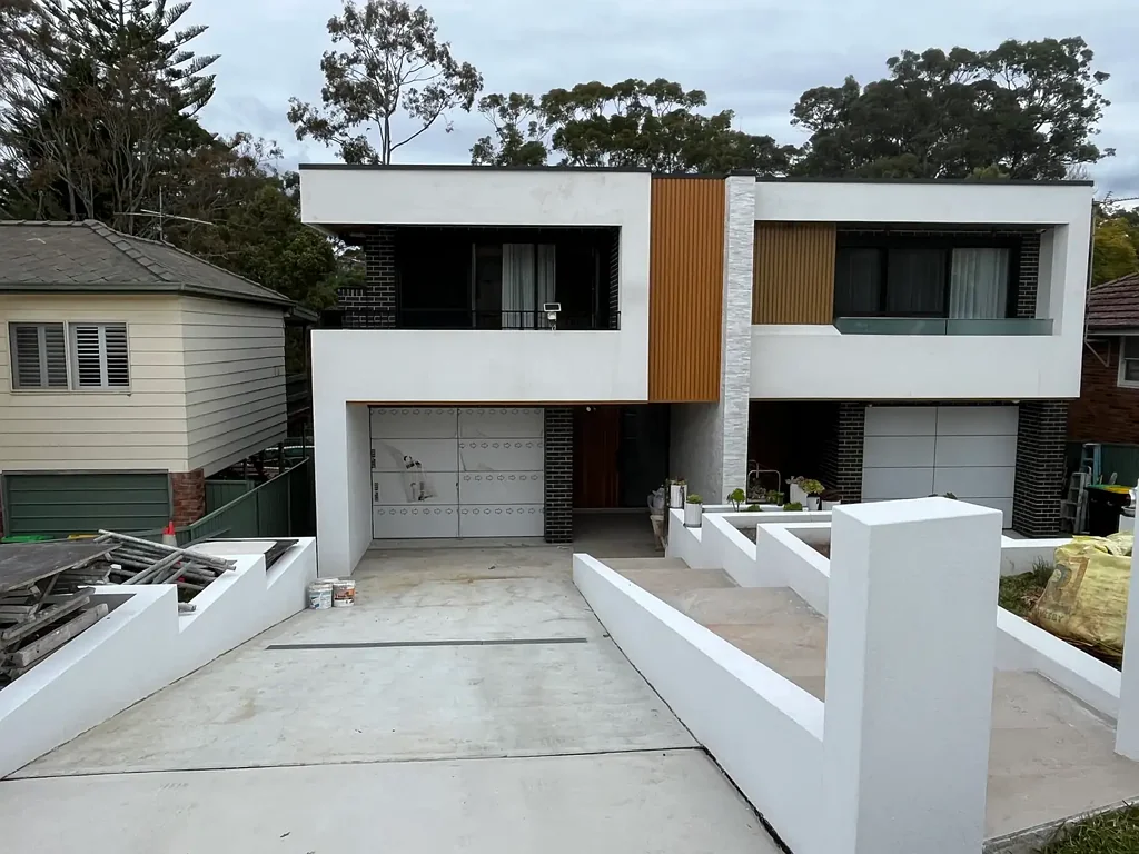 Brand New Modern 5-Bedroom Home with Granny Flat for Rent