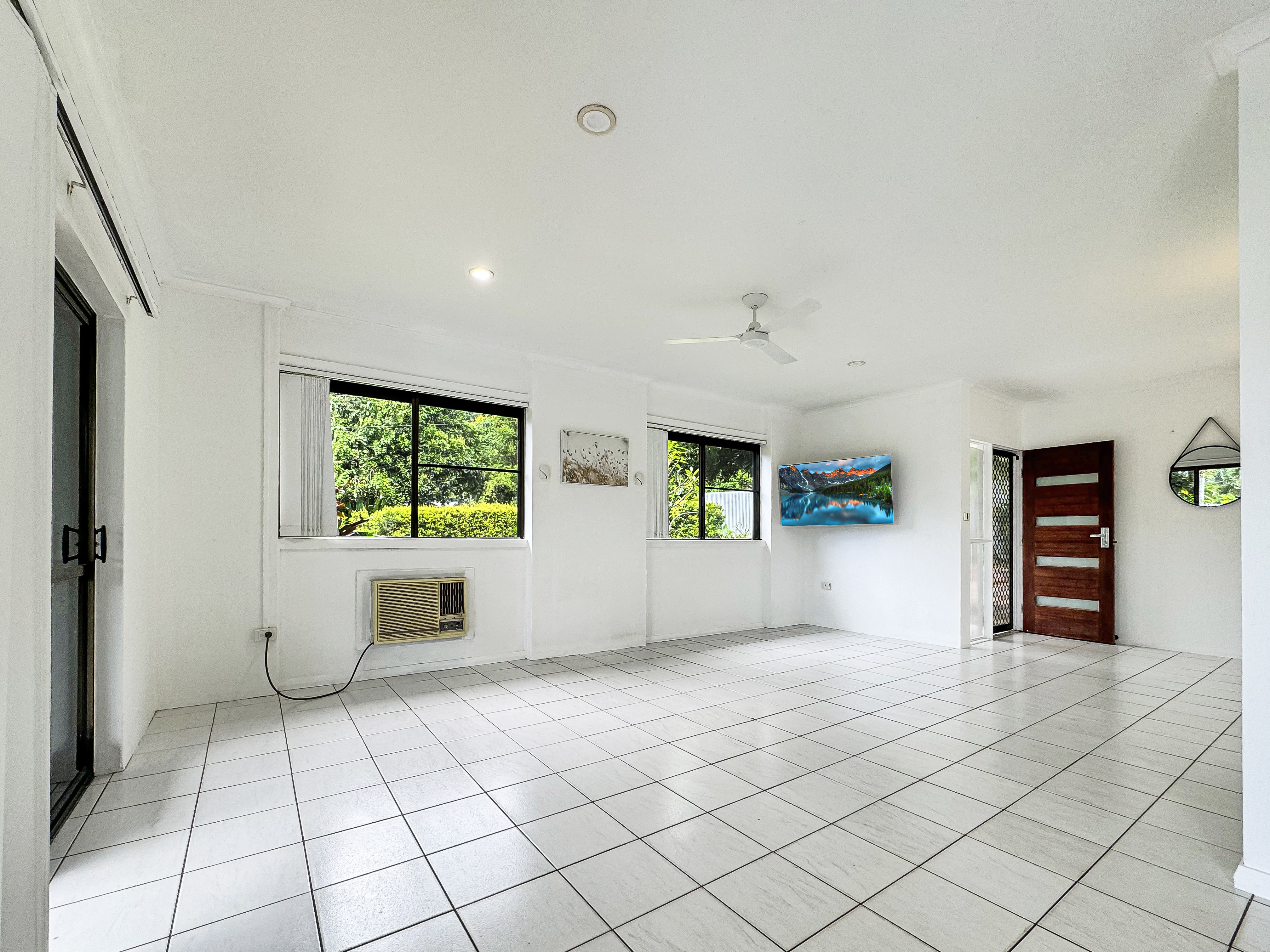 37 CUTTEN ST, BINGIL BAY QLD 4852, 0 chambres, 0 salles de bain, House