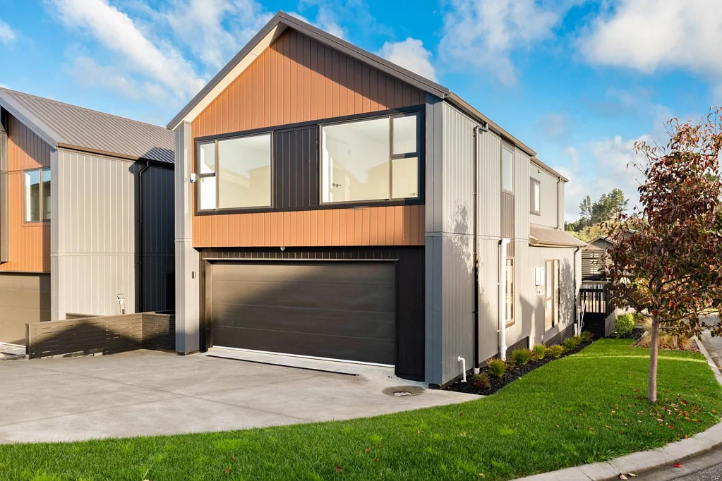 Orewa 4部屋 Elegance Meets Everyday Comfort in Ara Hills