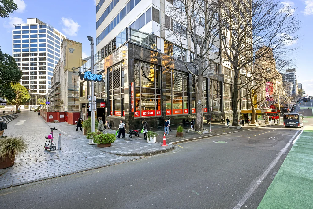 Auckland Central Lorne street retail + billboard income potential